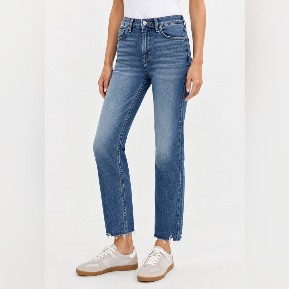 NWT Kancan Straight Leg/High Waisted Raw Hem Jeans